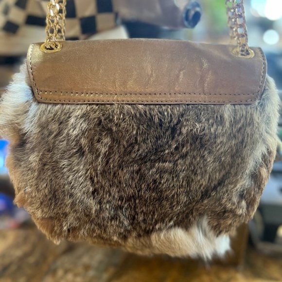 Michael Kors Excellent Condition Rabbit Fur Leather Bag Purse Crossbody 9W 7H - Picture 2 of 5